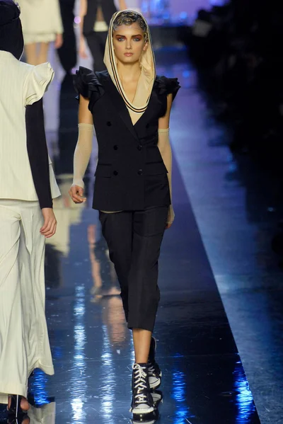Look 47